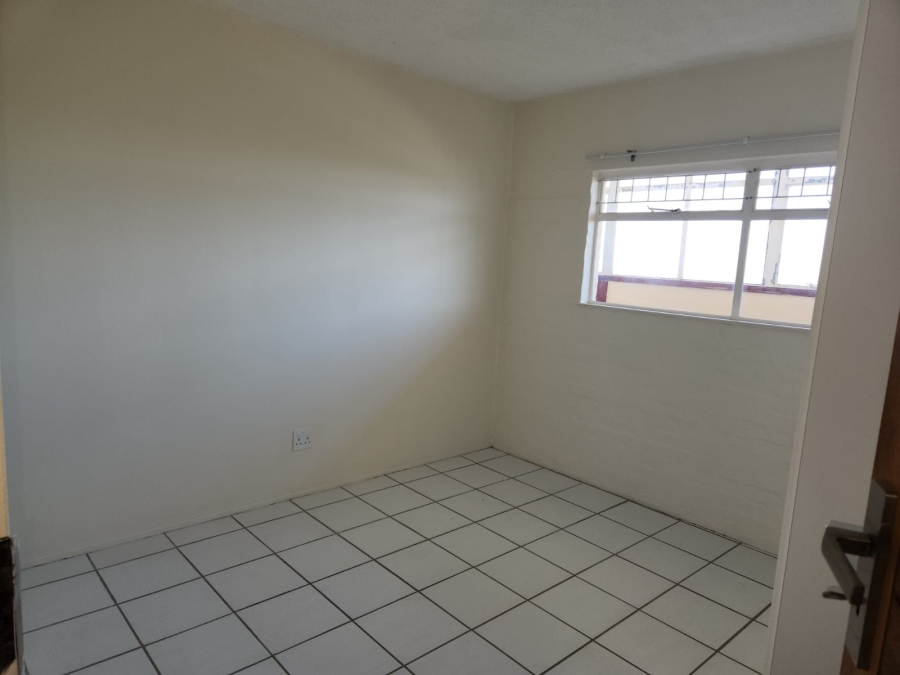 2 Bedroom Property for Sale in Humewood Eastern Cape
